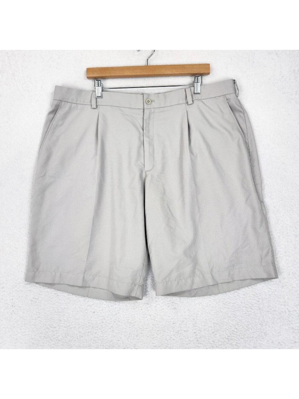 Nike Shorts Mens 40 Gray Golf Pleated Front Classic Casual Swoosh Outdoor